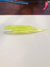 Load image into Gallery viewer, Backlash Chartreuse Pepper Fluke
